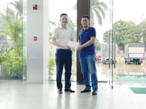 Hyundai Lam Kinh trao thưởng