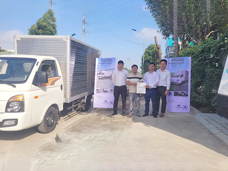 xe ô tô tải hyundai thanh hóa; xe ô tô khách hyundai thanh hóa; xe ô tô hyundai thanh hóa chính hãng;