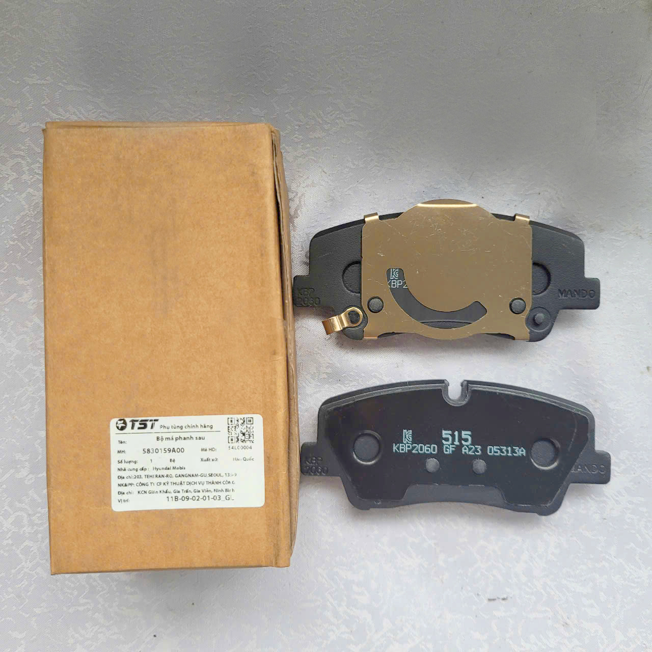 50 - Bộ má phanh sau Solati (1)